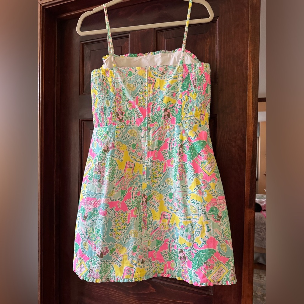 Euc Lilly Pulitzer sz 10 Jesse Strap Romper Pop up in the beginning Trip Travel - Picture 2 of 3